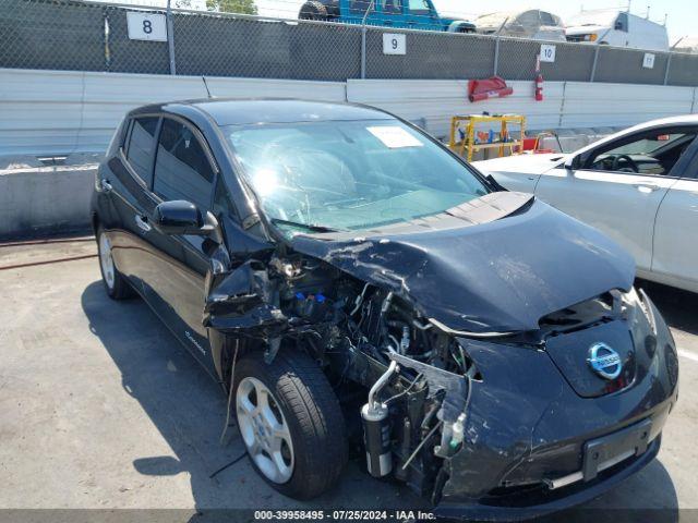  Salvage Nissan LEAF