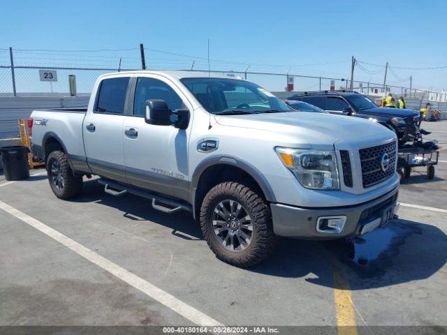  Salvage Nissan Titan