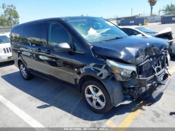  Salvage Mercedes-Benz Metris