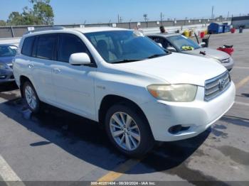  Salvage Toyota Highlander