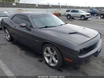  Salvage Dodge Challenger