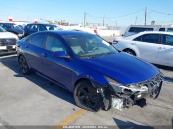  Salvage Hyundai ELANTRA