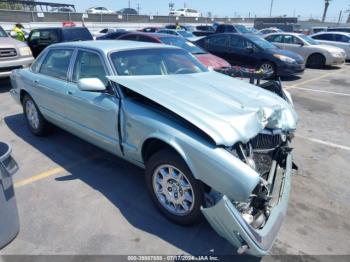  Salvage Jaguar Xj8