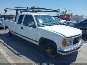  Salvage GMC Sierra 2500