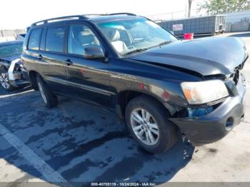  Salvage Toyota Highlander