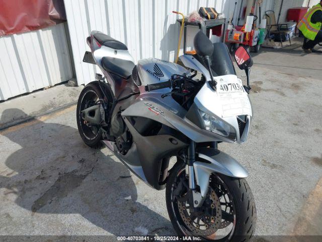  Salvage Honda Cbr600