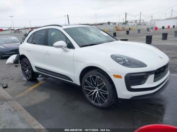  Salvage Porsche Macan