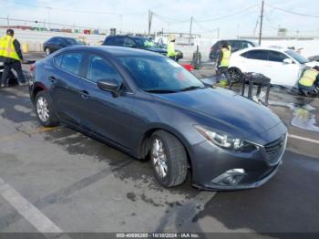  Salvage Mazda Mazda3