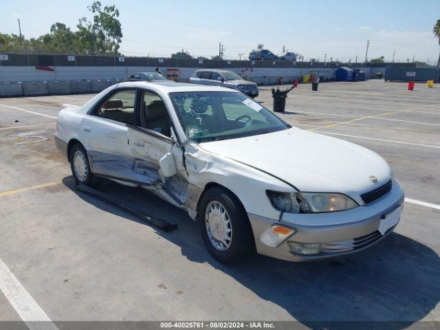  Salvage Lexus Es