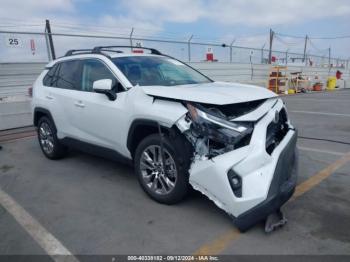  Salvage Toyota RAV4