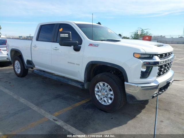  Salvage Chevrolet Silverado 2500