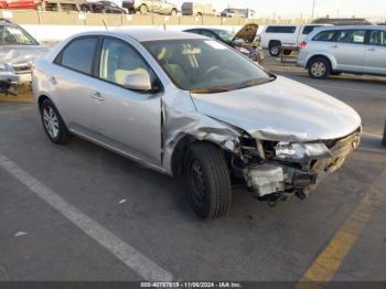  Salvage Kia Forte