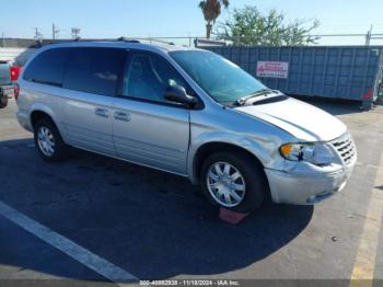  Salvage Chrysler Town & Country