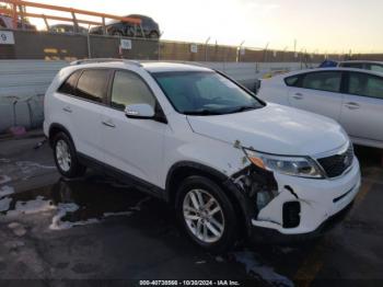  Salvage Kia Sorento