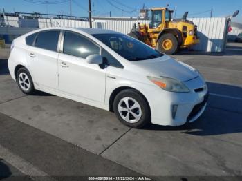  Salvage Toyota Prius