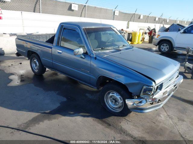  Salvage Toyota Pickup