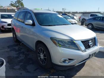  Salvage Nissan Pathfinder