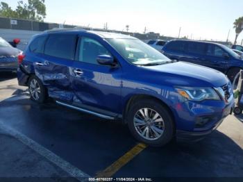  Salvage Nissan Pathfinder