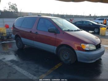  Salvage Toyota Sienna