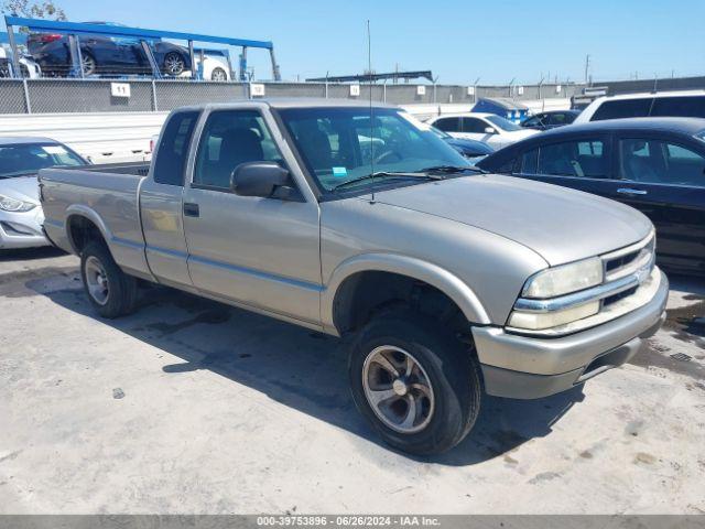  Salvage Chevrolet S-10