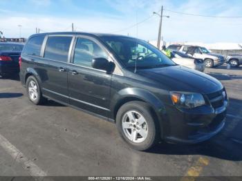  Salvage Dodge Grand Caravan