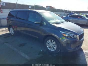  Salvage Kia Sedona