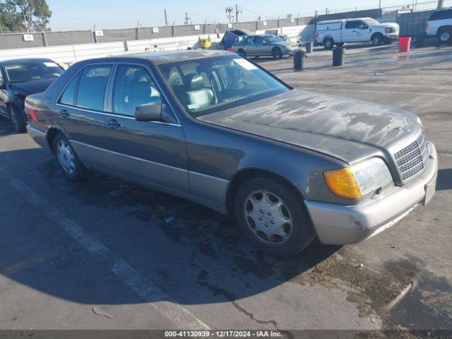  Salvage Mercedes-Benz 300