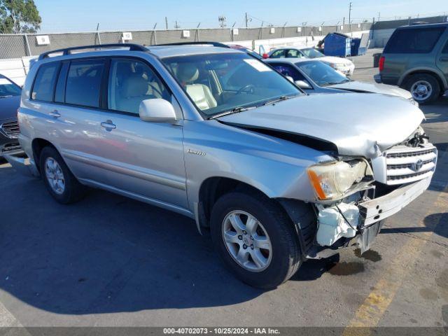  Salvage Toyota Highlander