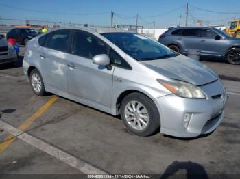  Salvage Toyota Prius