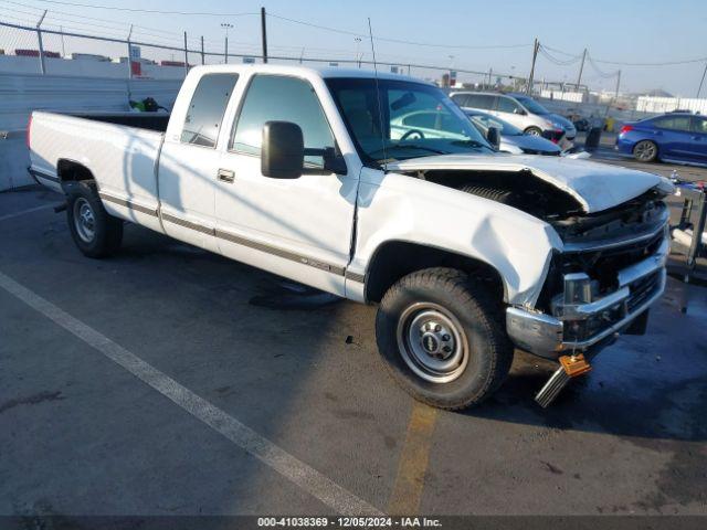  Salvage Chevrolet C2500