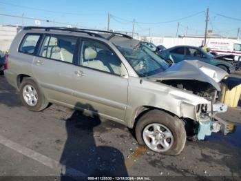  Salvage Toyota Highlander