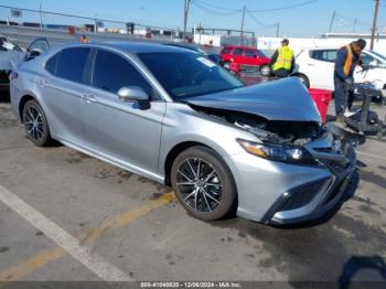  Salvage Toyota Camry