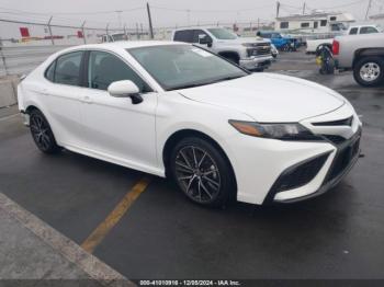  Salvage Toyota Camry