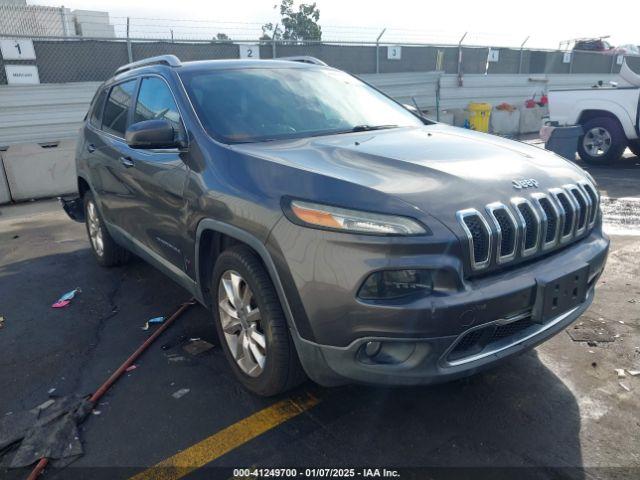  Salvage Jeep Cherokee