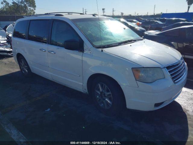  Salvage Chrysler Town & Country