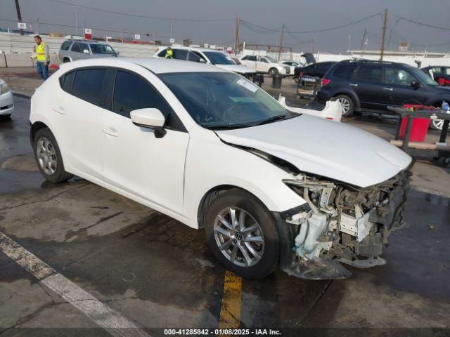  Salvage Mazda Mazda3