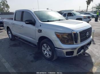  Salvage Nissan Titan