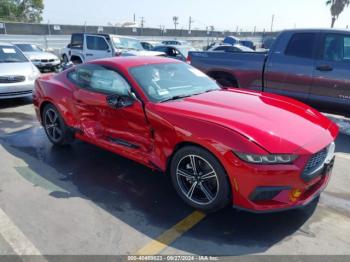  Salvage Ford Mustang