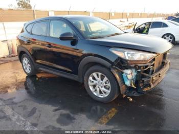  Salvage Hyundai TUCSON