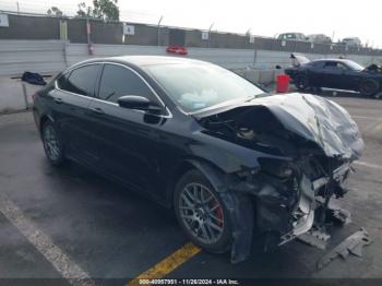  Salvage Chrysler 200