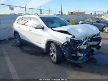  Salvage Jeep Cherokee