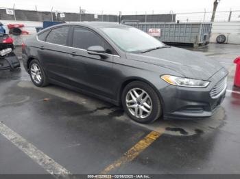  Salvage Ford Fusion