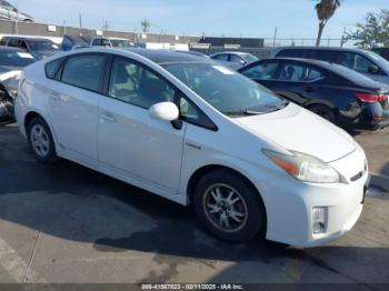  Salvage Toyota Prius