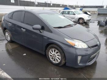  Salvage Toyota Prius