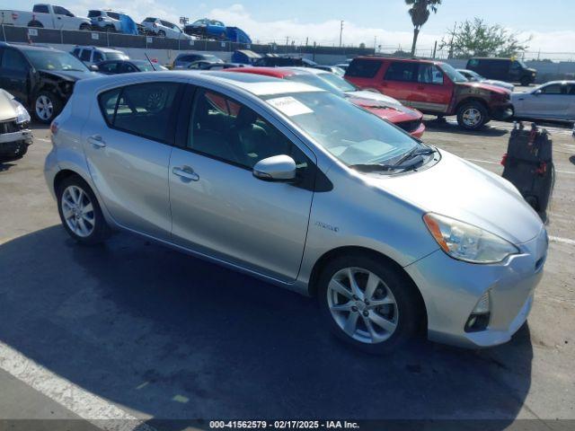  Salvage Toyota Prius c