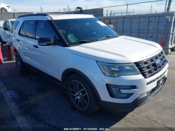  Salvage Ford Explorer