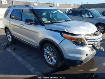  Salvage Ford Explorer