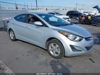  Salvage Hyundai ELANTRA