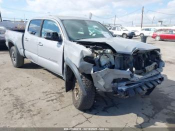  Salvage Toyota Tacoma