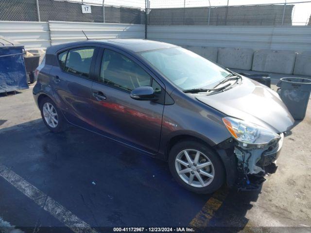  Salvage Toyota Prius c